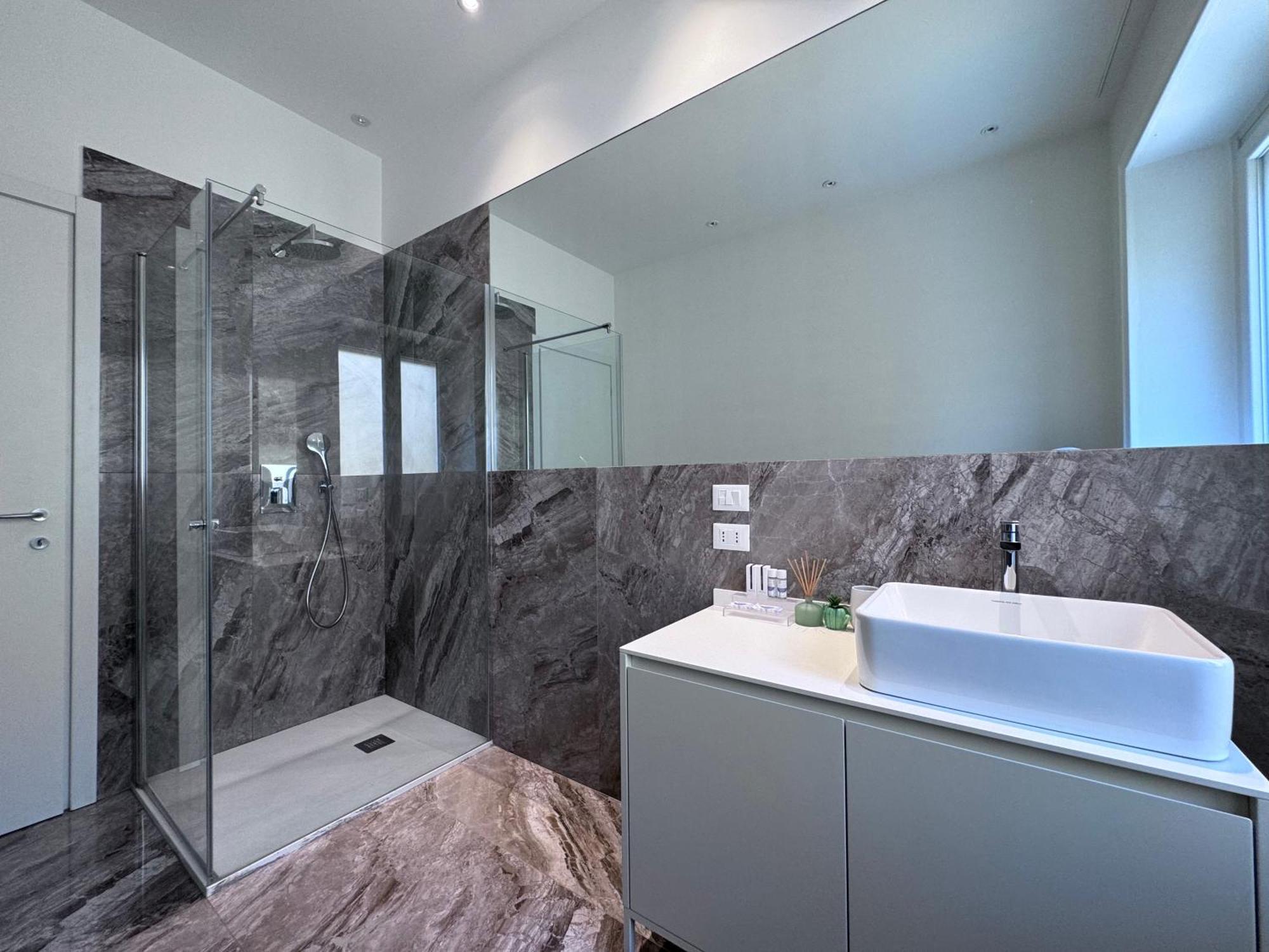 Cool And Big Central Apartment Duomo - White Milán Exterior foto