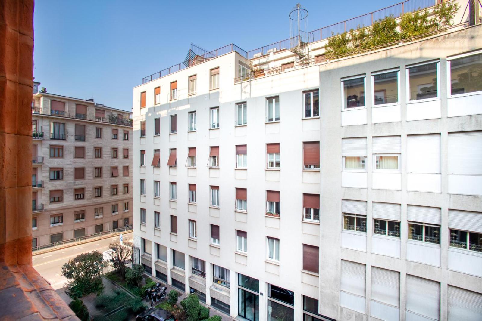 Cool And Big Central Apartment Duomo - White Milán Exterior foto